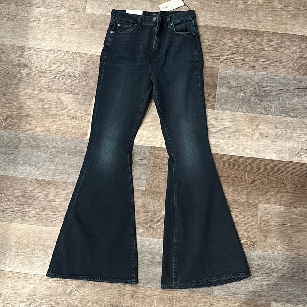 7 for all mankind Mega Flare size 28x34